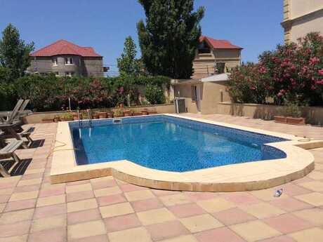 12 otaqlı həyət evi/bağ evi - Badamdar q. - 650 m²
