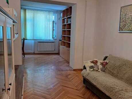 3 otaqlı köhnə tikili - Elmlər Akademiyası m. - 60 m²