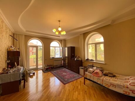 5 otaqlı həyət evi/bağ evi - Badamdar q. - 510 m²