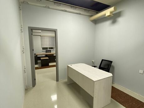 2-комн. офис - м. Нариман Нариманов - 33 м²