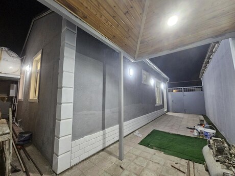 3 otaqlı həyət evi/bağ evi - Şüvəlan q. - 90 m²