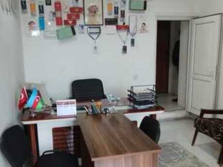 3 otaqlı ofis - Elmlər Akademiyası m. - 75 m²