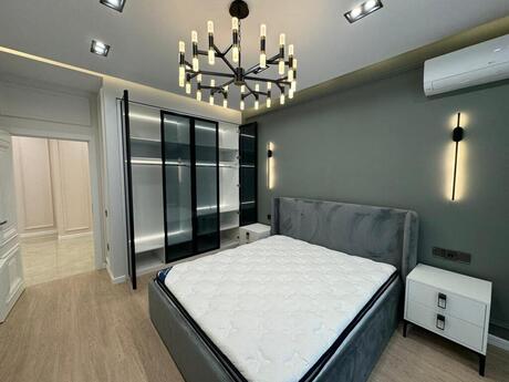 3 otaqlı yeni tikili - 8 Noyabr m. - 147 m²