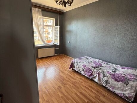 3 otaqlı köhnə tikili - Xətai r. - 80 m²