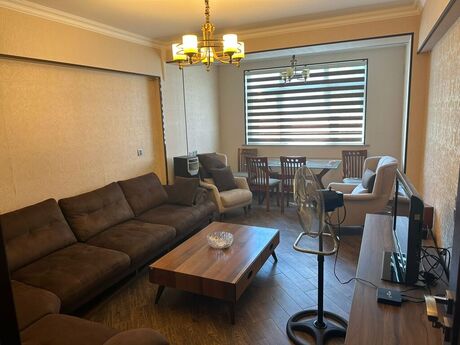 4-комн. вторичка - м. Элмляр Академиясы - 101 м²