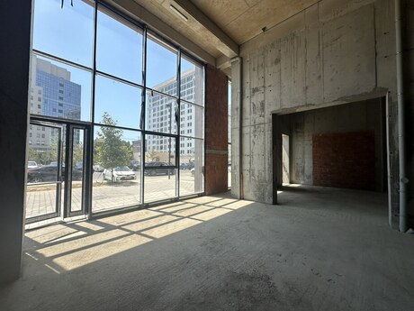 Obyekt - Şah İsmayıl Xətai m. - 310 m²