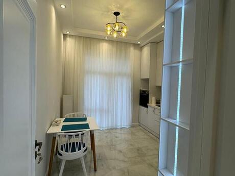 3 otaqlı yeni tikili - Şah İsmayıl Xətai m. - 130 m²