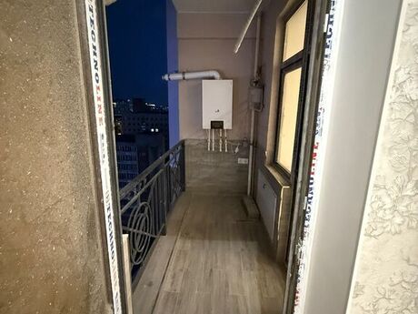 3-комн. новостройка - Насиминский  р. - 150 м²