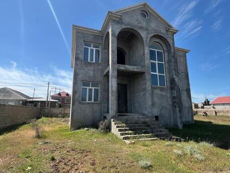 8-комн. дом/дача - пос. Мардакан - 200 м²