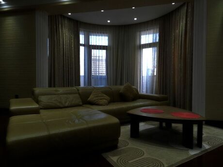 4 otaqlı yeni tikili - 28 May m. - 175 m²