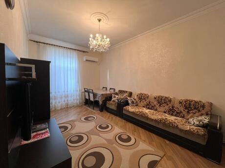 2 otaqlı köhnə tikili - Sahil m. - 60 m²