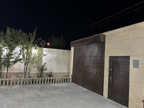 6 otaqlı həyət evi/bağ evi - Hövsan q. - 333 m²