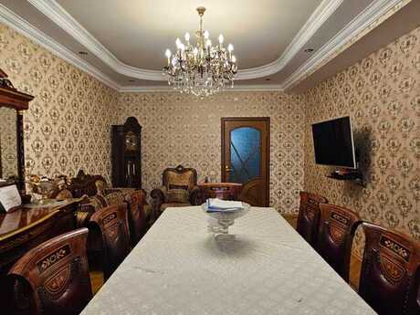3-комн. новостройка - м. Иншаатчылар - 127 м²