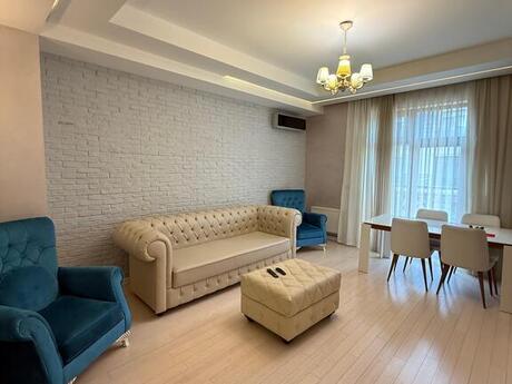 4 otaqlı yeni tikili - Ağ şəhər q. - 170 m²