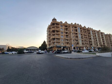4 otaqlı mənzil, 158 m², Gənclik: 620 000 ₼ 2