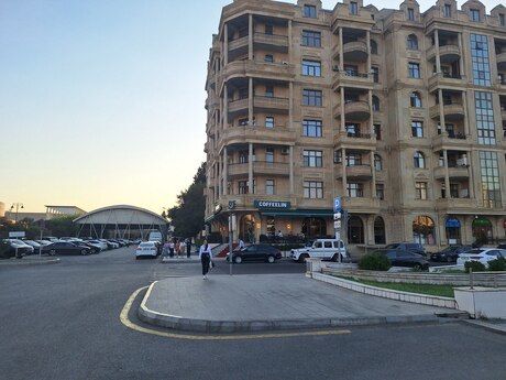 4 otaqlı mənzil, 158 m², Gənclik: 620 000 ₼ 5