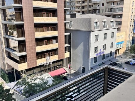 3 otaqlı köhnə tikili - 28 May m. - 90 m²