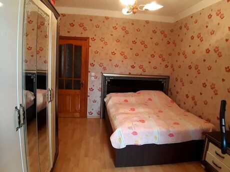 3 otaqlı köhnə tikili - Nəsimi m. - 93 m²