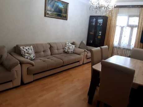 3 otaqlı köhnə tikili - Nəsimi m. - 93 m²