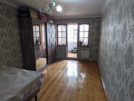 4 otaqlı köhnə tikili - Xalqlar Dostluğu m. - 100 m²