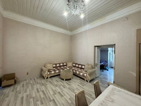3 otaqlı köhnə tikili - Nizami m. - 80 m²