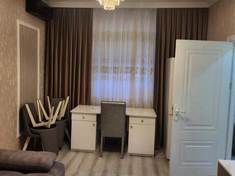 2 otaqlı köhnə tikili - Memar Əcəmi m. - 50 m²