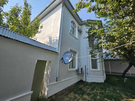 5 otaqlı həyət evi/bağ evi - Qəbələ - 300 m²