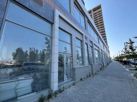 Obyekt - Ağ şəhər q. - 420 m²