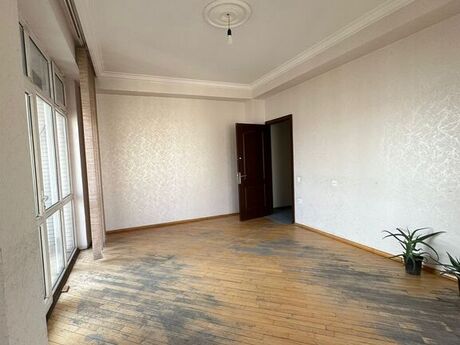 3 otaqlı ofis - Nəriman Nərimanov m. - 125 m²