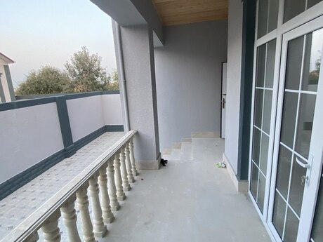 2 otaqlı həyət evi/bağ evi - Maştağa q. - 45 m²