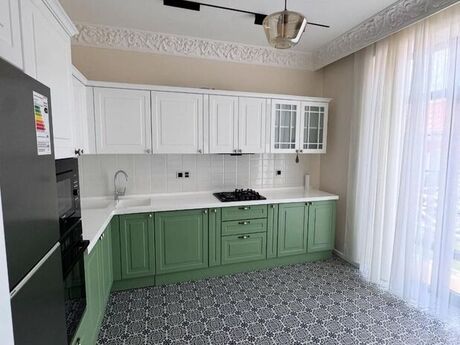 4 otaqlı həyət evi/bağ evi - Bilgəh q. - 200 m²