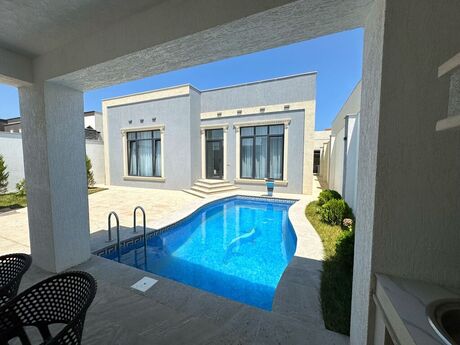 4 otaqlı həyət evi/bağ evi - Şüvəlan q. - 160 m²