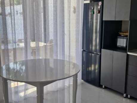 4 otaqlı həyət evi/bağ evi - Şüvəlan q. - 90 m²