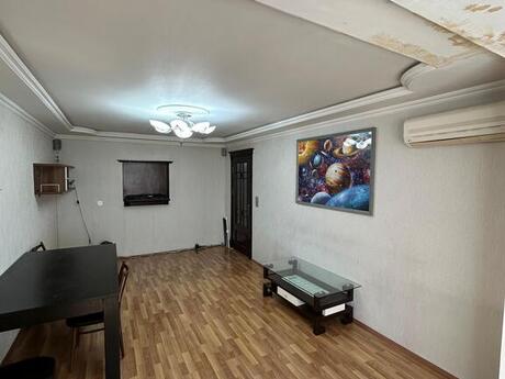 2 otaqlı köhnə tikili - Nəriman Nərimanov m. - 70 m²