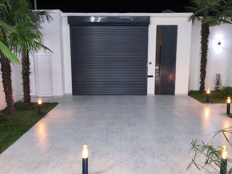 House with Garden, Villa For Sale