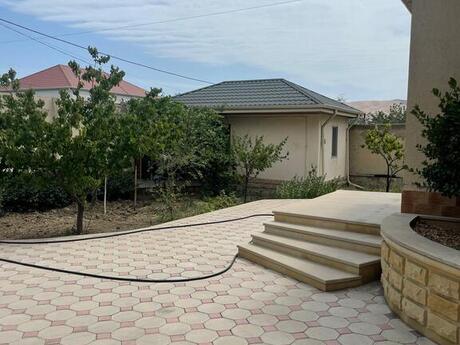 9 otaqlı həyət evi/bağ evi - Sulutəpə q. - 300 m²