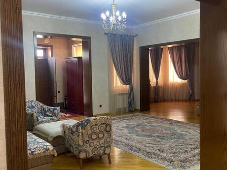 9 otaqlı həyət evi/bağ evi - Sulutəpə q. - 300 m²