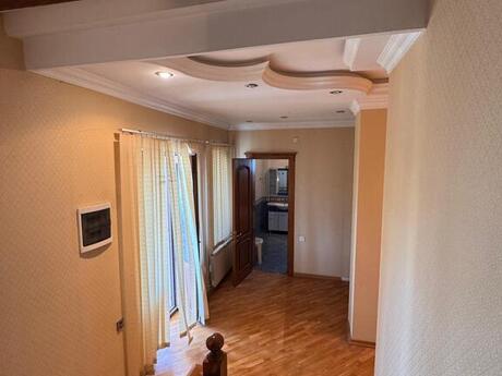 9 otaqlı həyət evi/bağ evi - Biləcəri q. - 394 m²