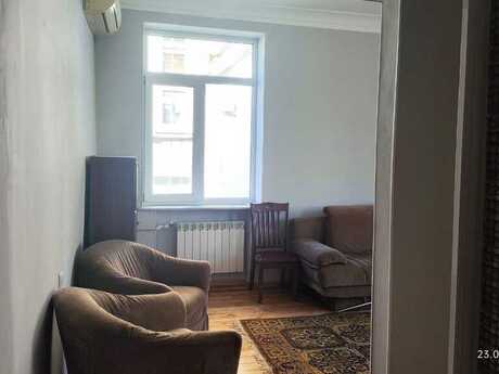 Объявление №5405539 - Баку, м. Шах Исмаил Хатаи, 1-комн., 40 м², 4/4 этаж
