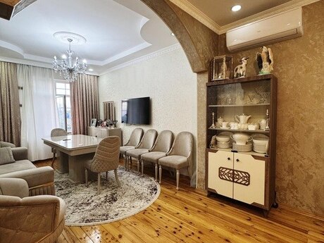 5 otaqlı həyət evi/bağ evi - Binə q. - 110 m²