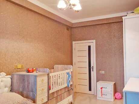 2 otaqlı yeni tikili - İnşaatçılar m. - 80 m²
