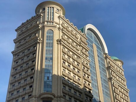 4 otaqlı yeni tikili - Elmlər Akademiyası m. - 192 m²