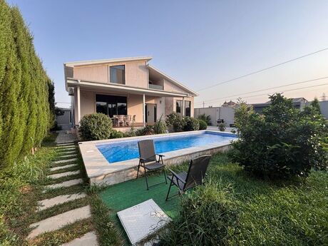 7 otaqlı həyət evi/bağ evi - Şüvəlan q. - 350 m²