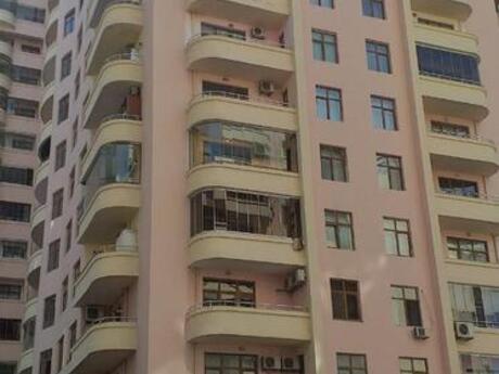 4 otaqlı yeni tikili - 28 May m. - 250 m²
