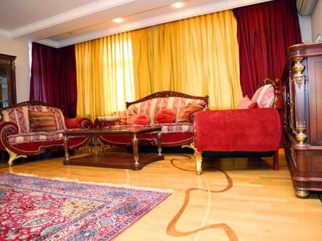 4 otaqlı yeni tikili - 28 May m. - 250 m²