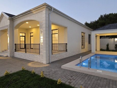5 otaqlı həyət evi/bağ evi - Albalılıq q. - 190 m²