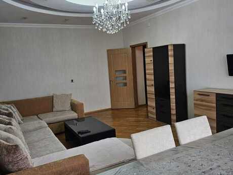 2-комн. новостройка - м. Шах Исмаил Хатаи - 80 м²