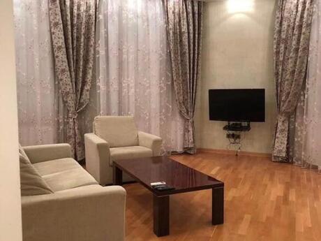 3 otaqlı yeni tikili - 28 May m. - 145 m²