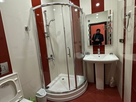 4 otaqlı yeni tikili - Nəsimi r. - 196 m²