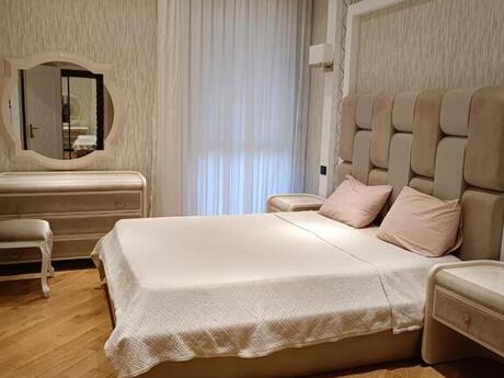 Kirayə 3 otaqlı mənzil, 150 m², Nəsimi: 3 000 ₼/ay 5